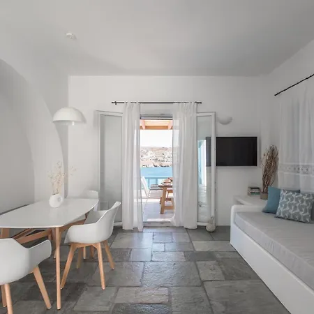 Fos Apartment *