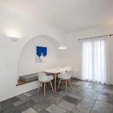 Fos Apartment